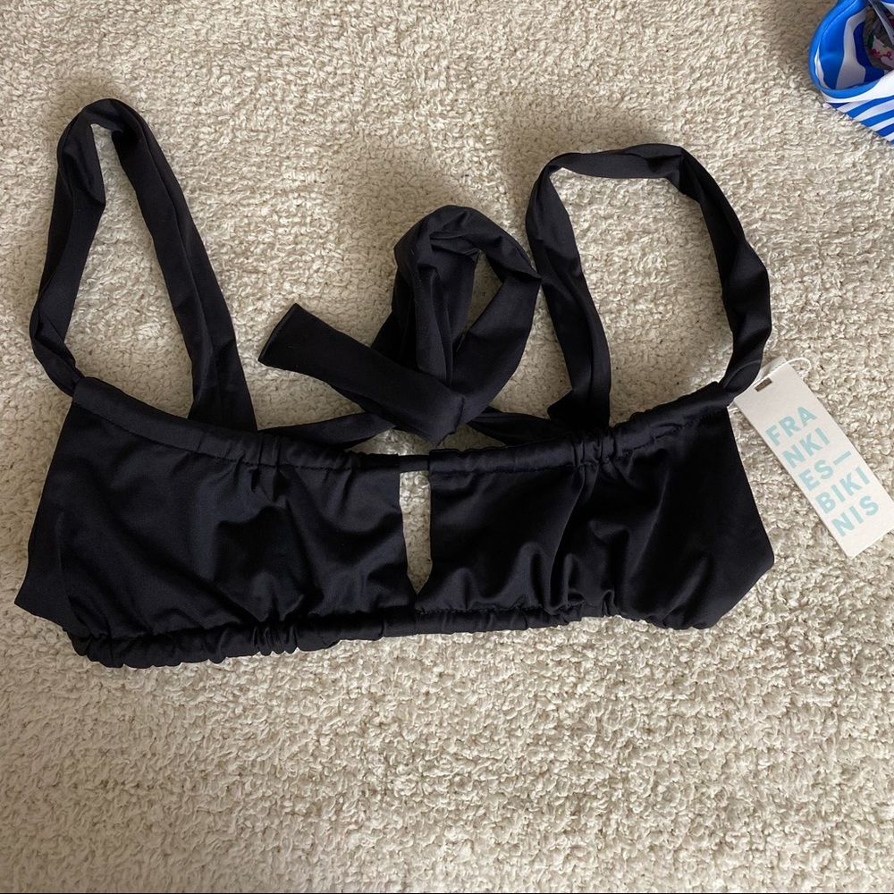 Frankie’s Bikinis Willow Top NWT